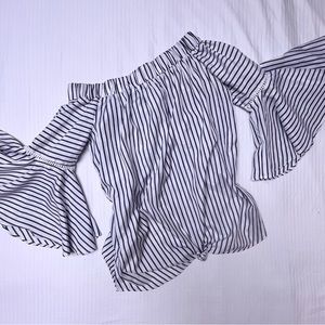 Kontro Off Shoulder Blouse